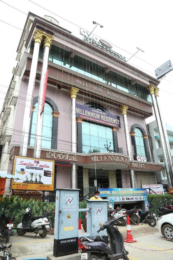 Hotel Kumaran Millenium Residency Vellore Esterno foto