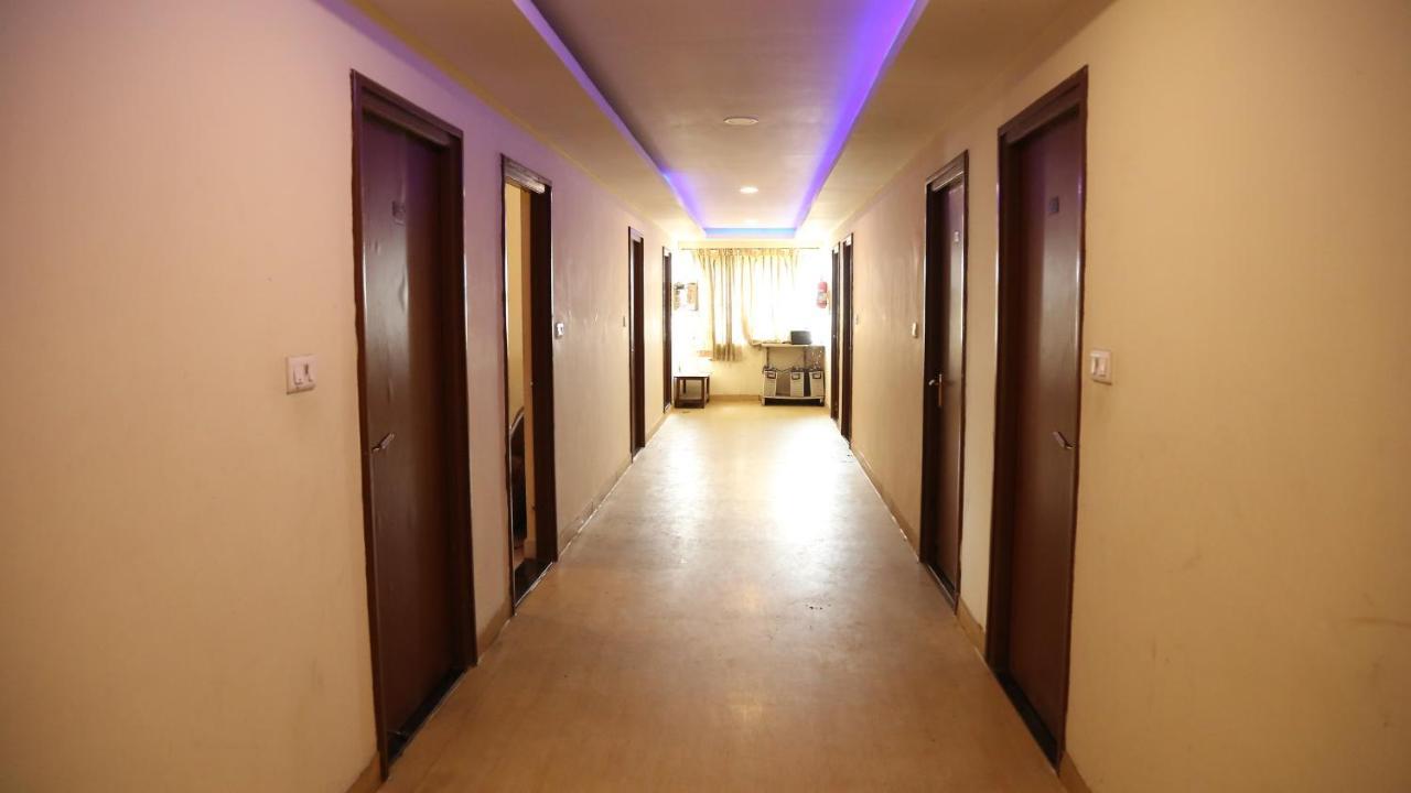 Hotel Kumaran Millenium Residency Vellore Esterno foto